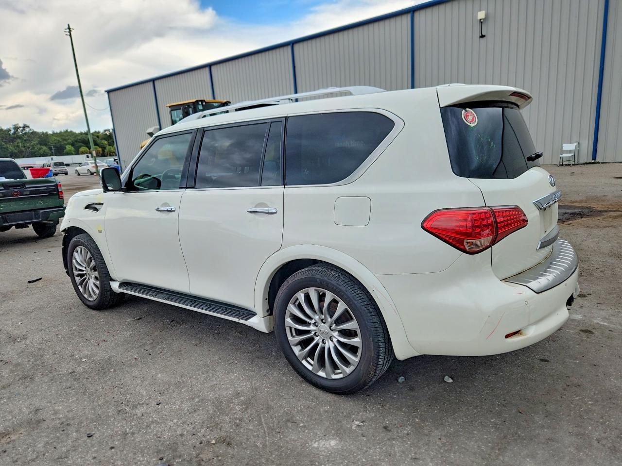2017 INFINITI QX80 BASE — снимка 2