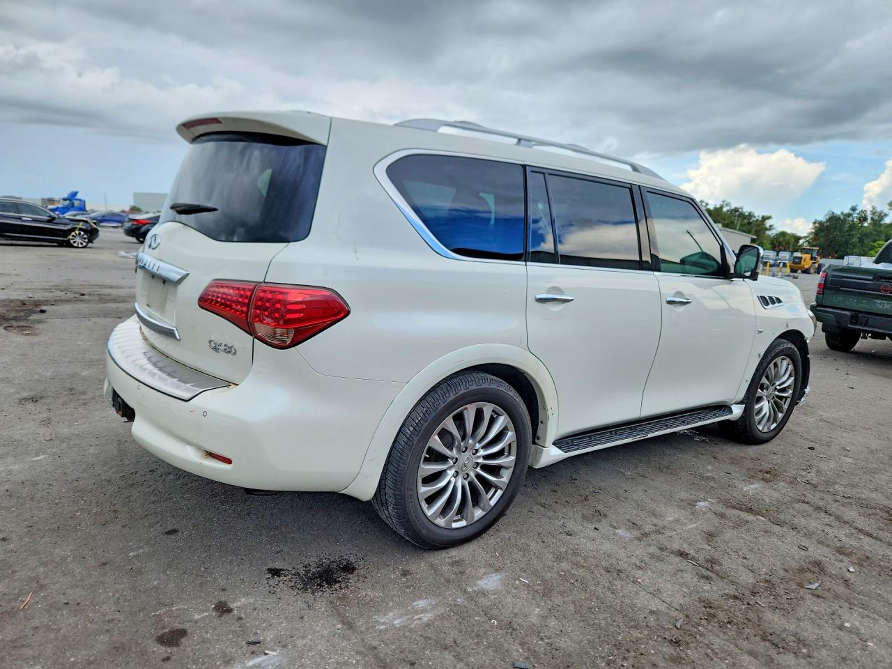 2017 INFINITI QX80 BASE — снимка 3