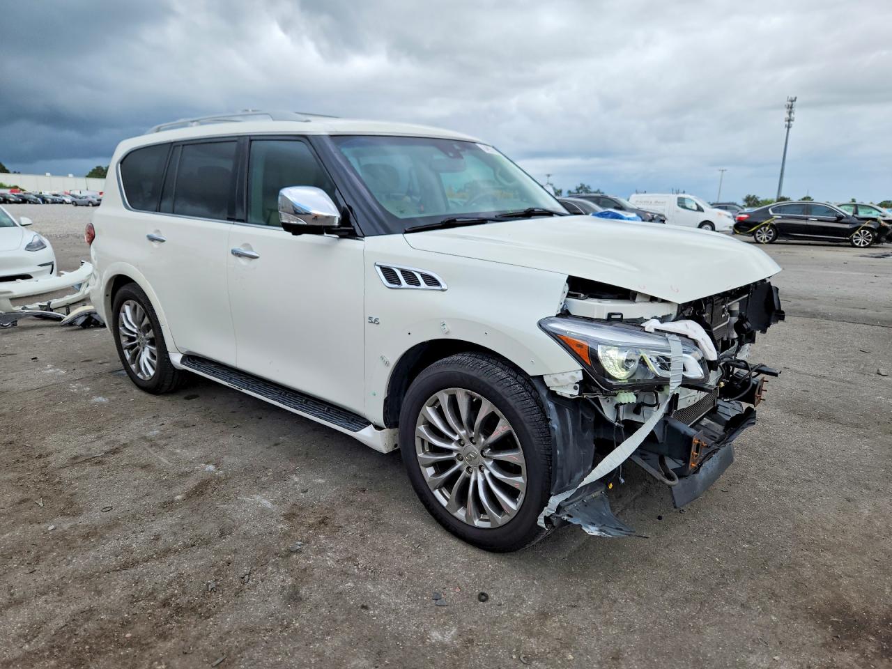2017 INFINITI QX80 BASE — снимка 4