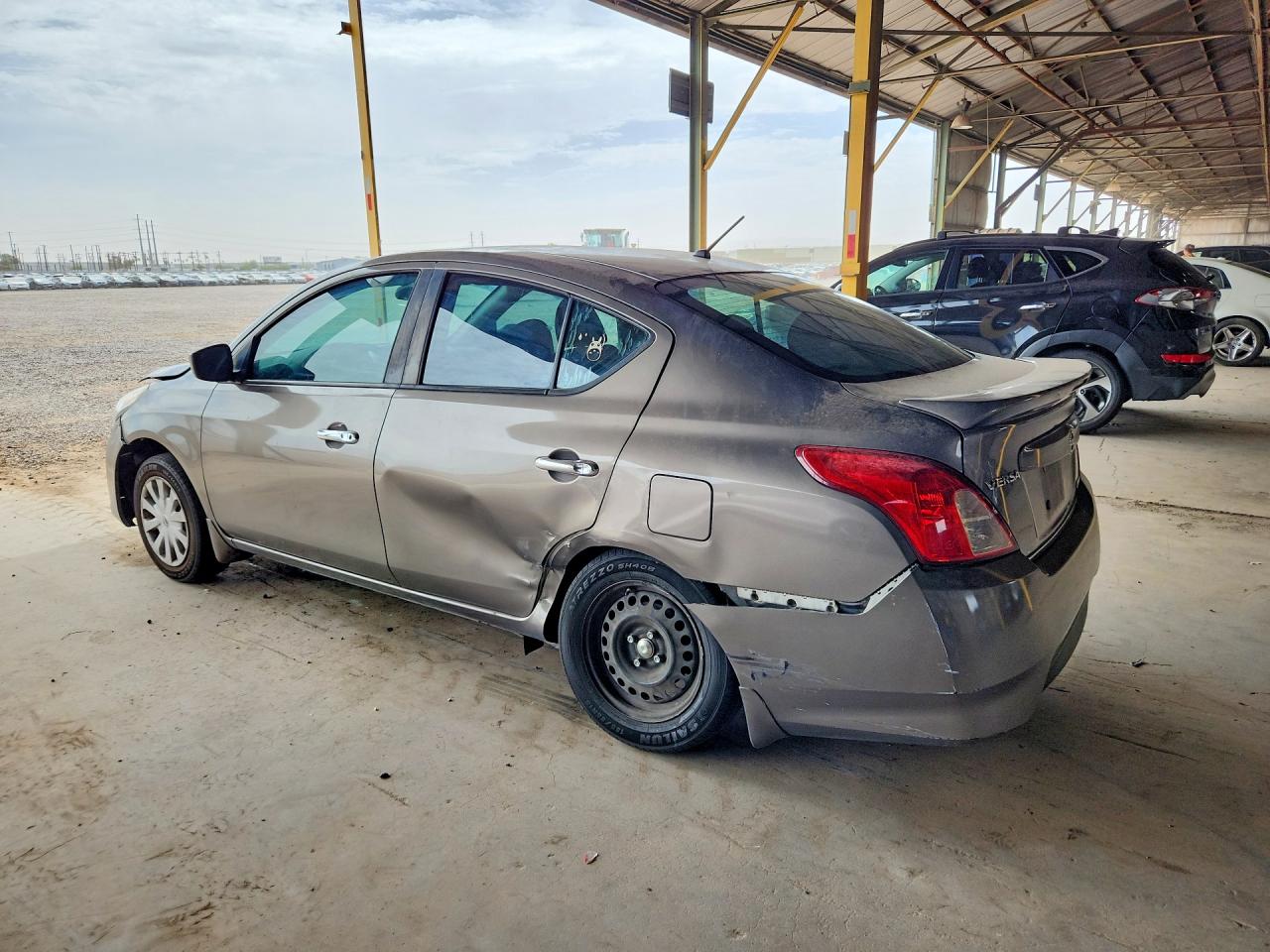 2016 NISSAN VERSA 1.6 SV — снимка 2
