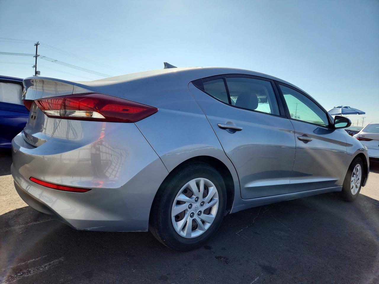 2017 HYUNDAI ELANTRA SE — снимка 3