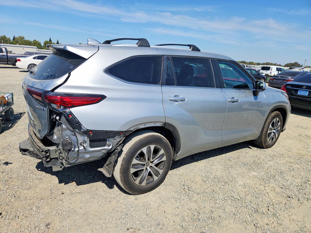2023 TOYOTA HIGHLANDER HYBRID XLE — снимка 3