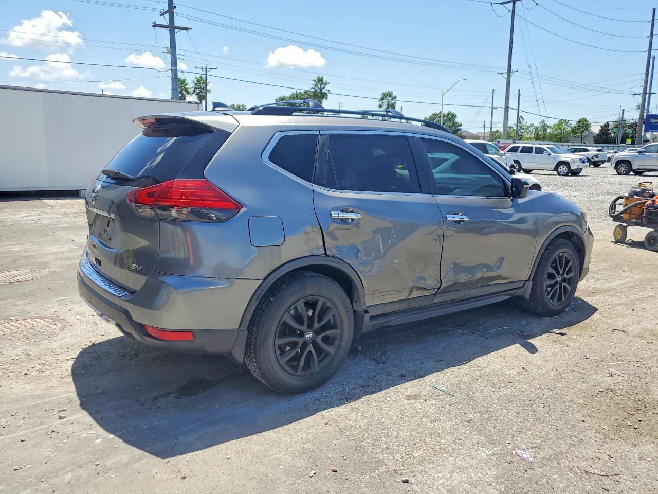 2017 NISSAN ROGUE SV — снимка 3