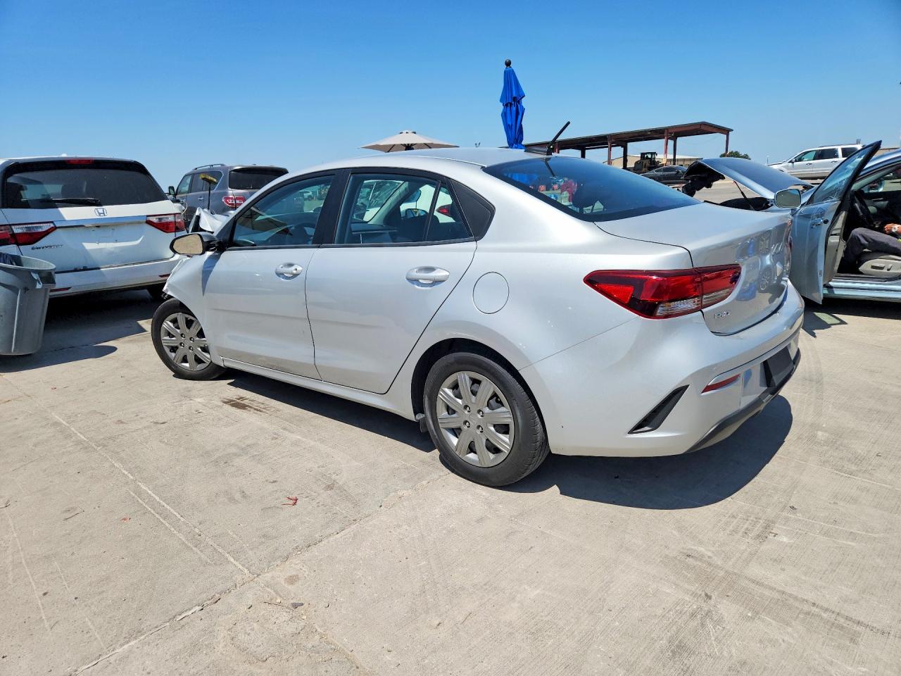2023 KIA RIO S — снимка 2