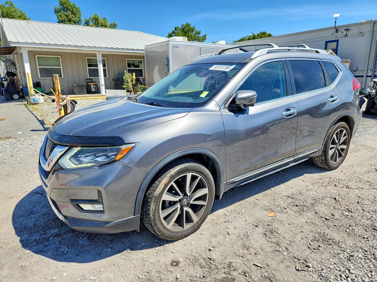 2017 NISSAN ROGUE SL
