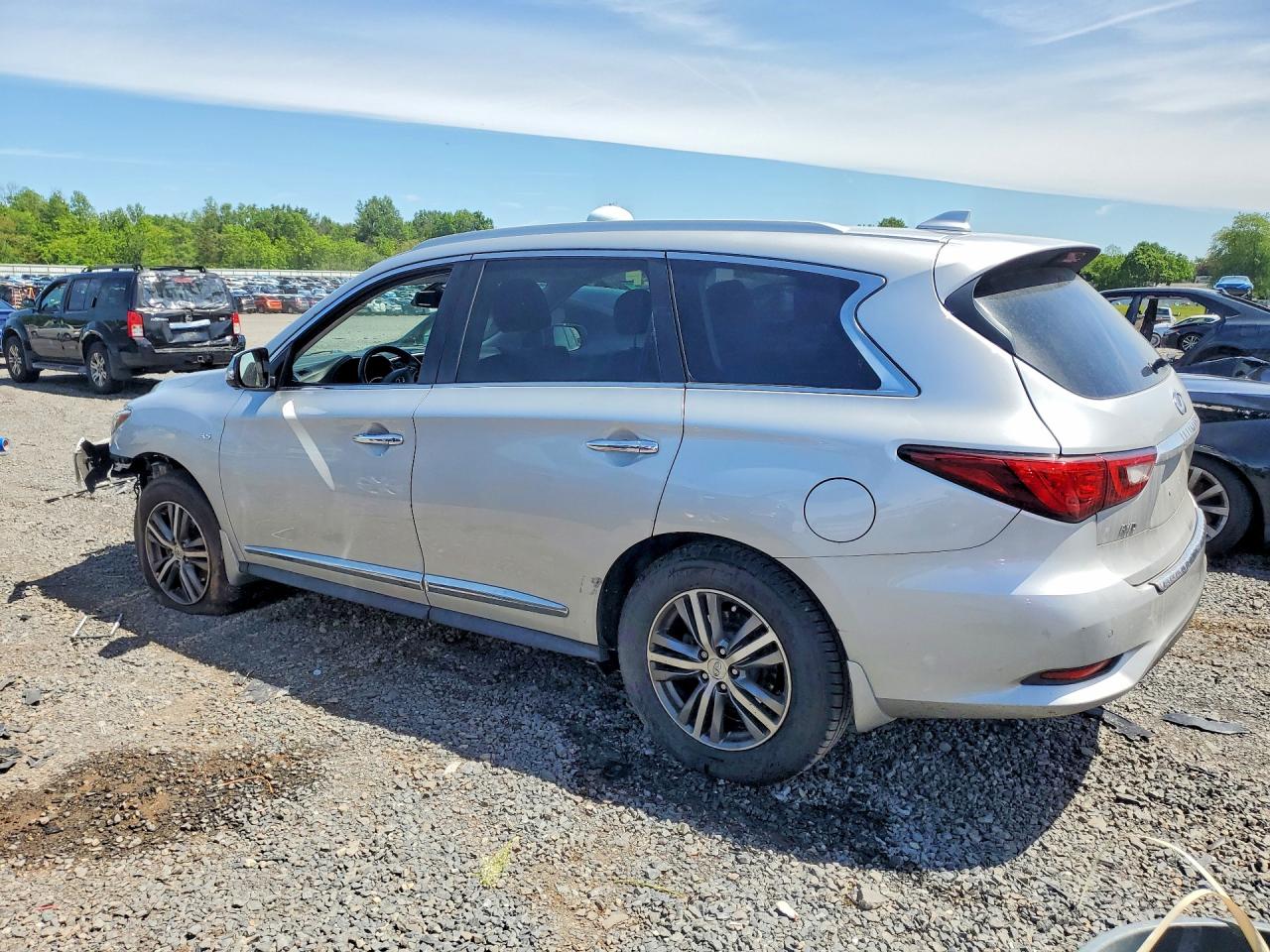 2020 INFINITI QX60 LUXE — снимка 2