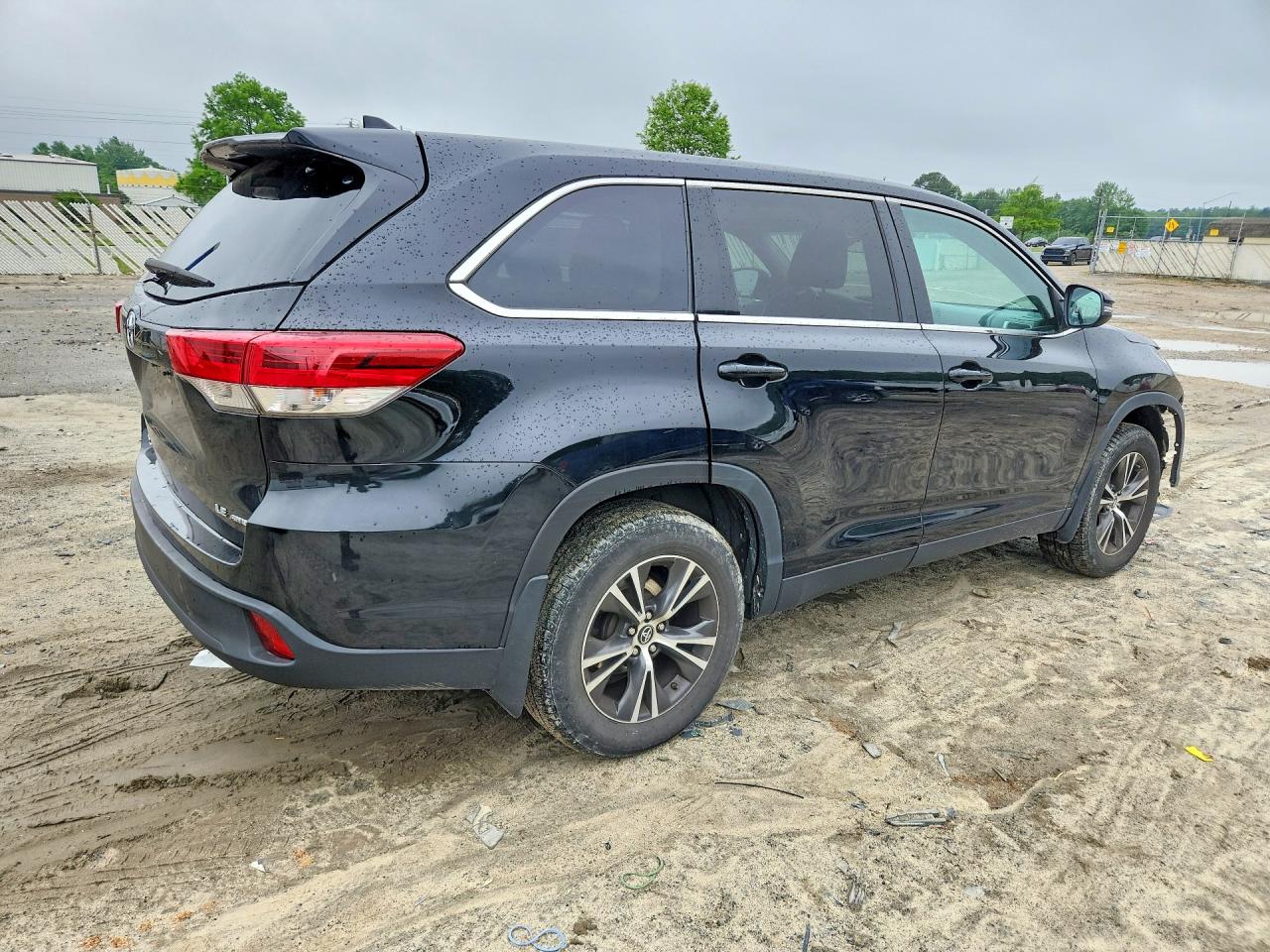 2019 TOYOTA HIGHLANDER LE PLUS — снимка 3