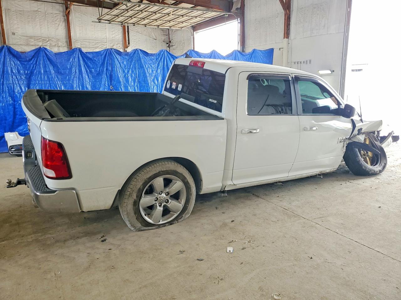 2016 RAM 1500 SLT — снимка 3