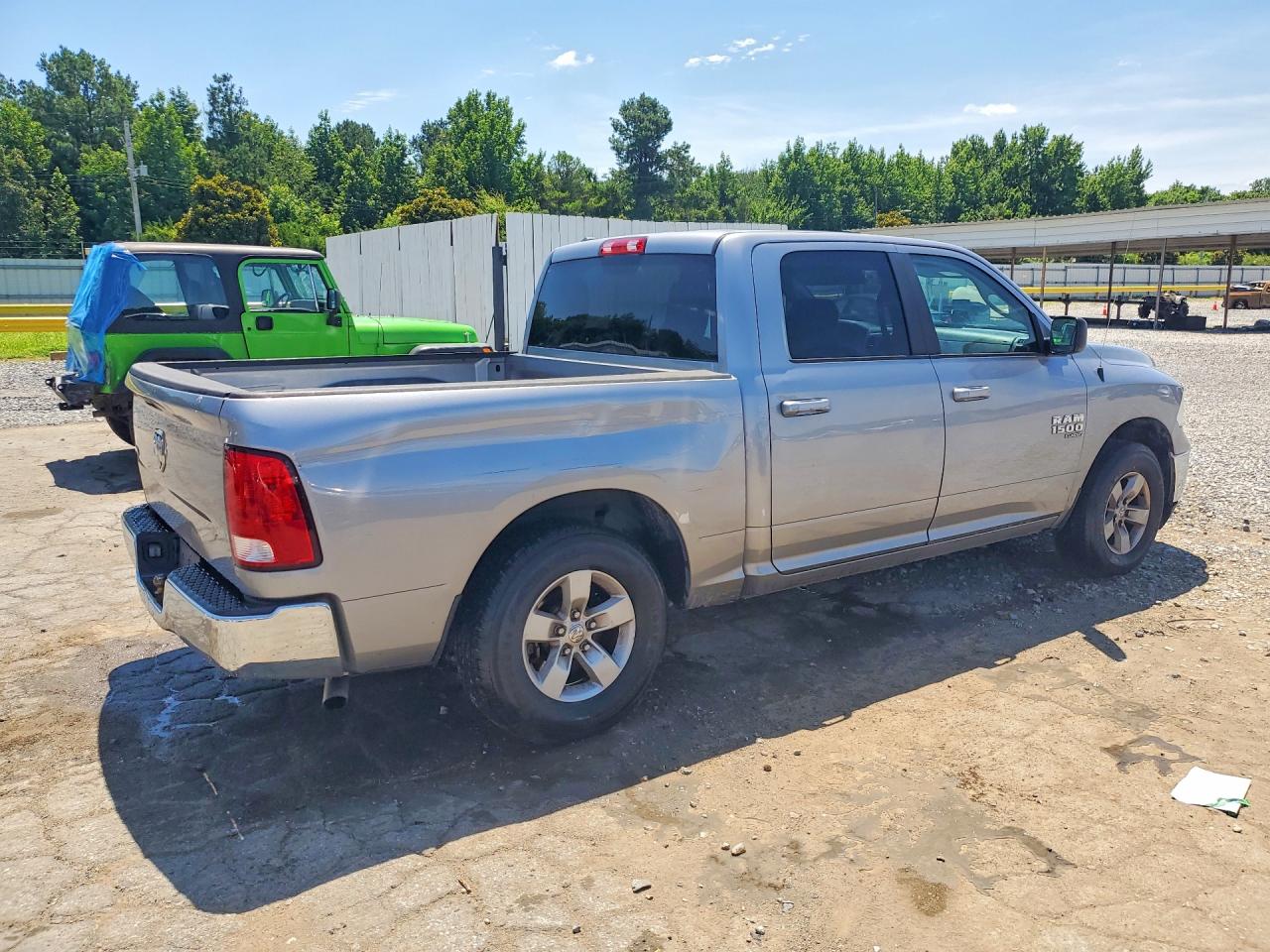 2021 RAM 1500 CLASSIC SLT — снимка 3