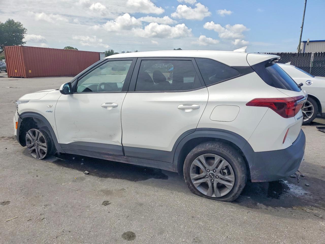 2021 KIA SELTOS LX — снимка 2