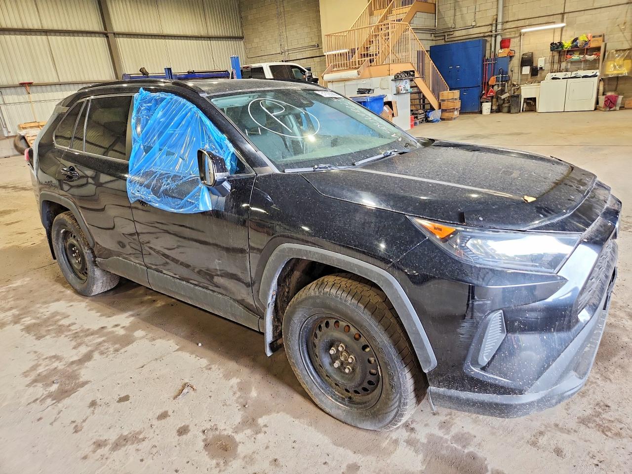 2019 TOYOTA RAV4 LE — снимка 4