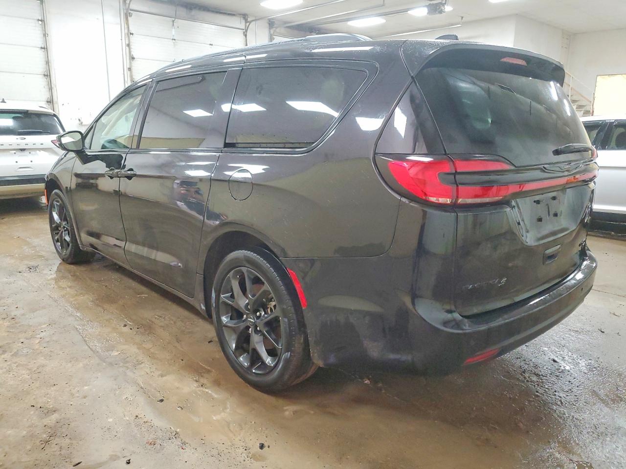 2024 CHRYSLER PACIFICA LIMITED — снимка 2
