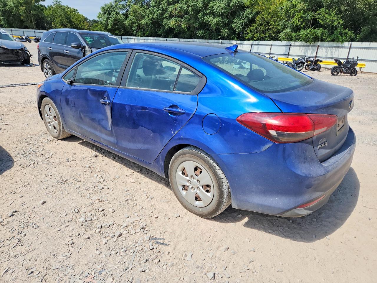 2017 KIA FORTE LX — снимка 2