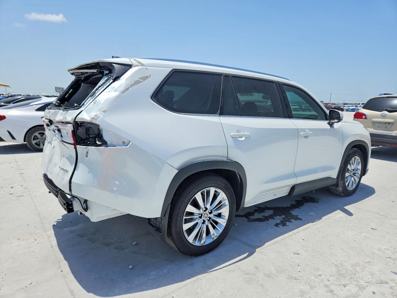 2026 TOYOTA GRAND HIGHLANDER PLATINUM — снимка 3