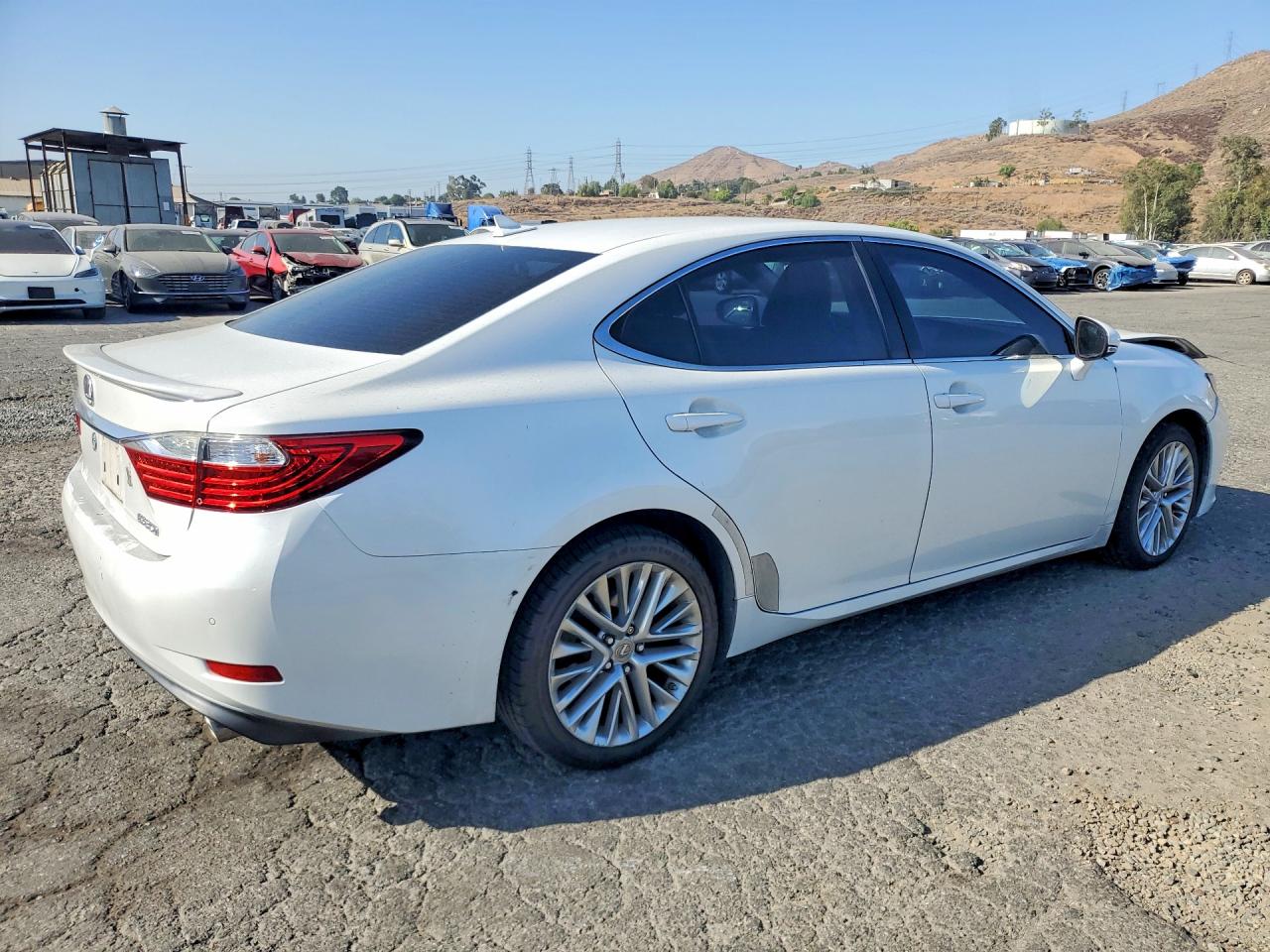 2013 LEXUS ES 350 — снимка 3