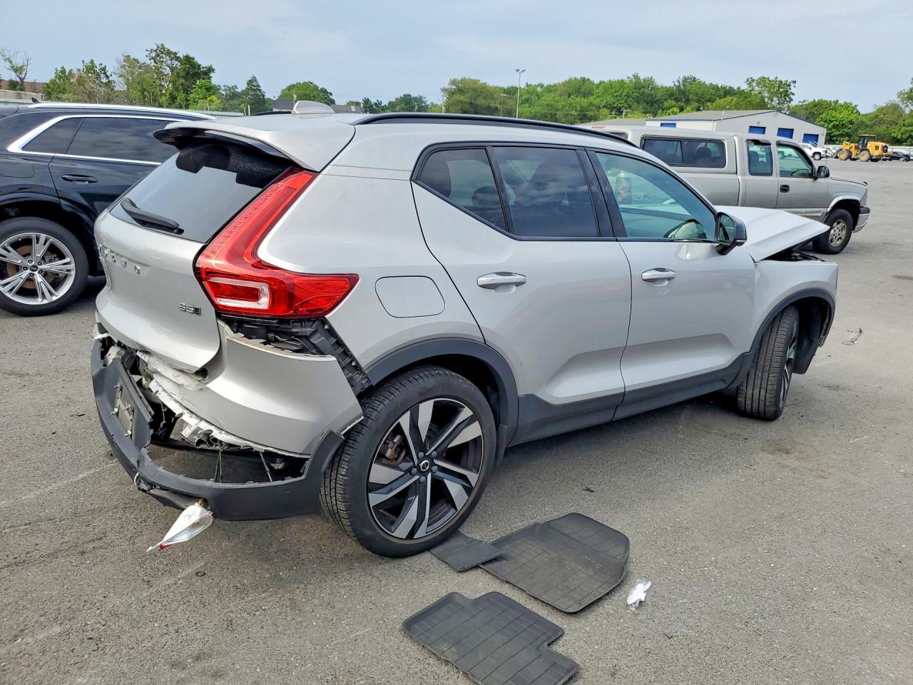 2023 VOLVO XC40 ULTIMATE — снимка 3