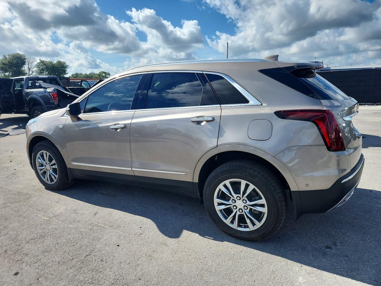 2022 CADILLAC XT5 PREMIUM LUXURY — снимка 2