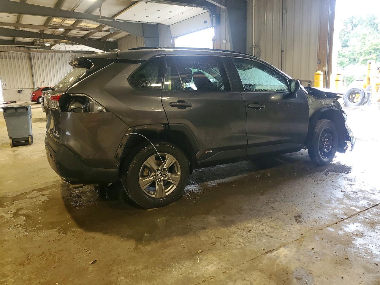 2024 TOYOTA RAV4 LE — снимка 3
