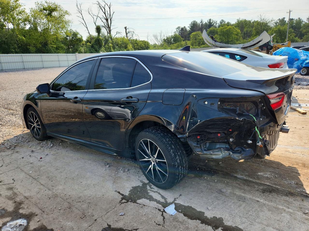 2023 TOYOTA CAMRY SE — снимка 2