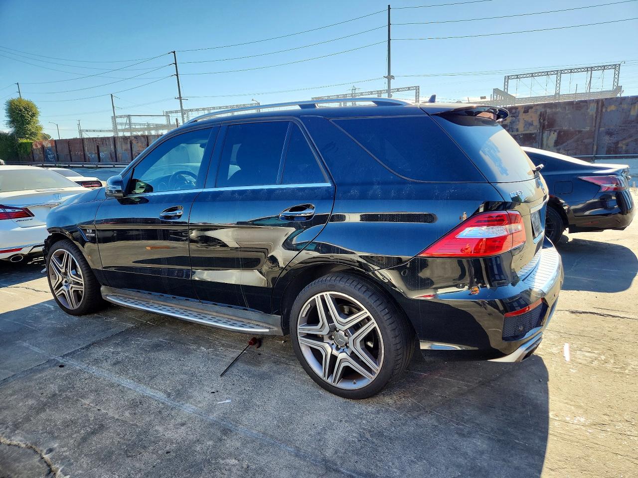 2013 MERCEDES-BENZ ML 63 AMG — снимка 2