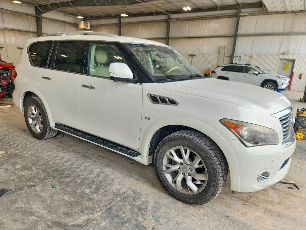 2014 INFINITI QX80 — снимка 4