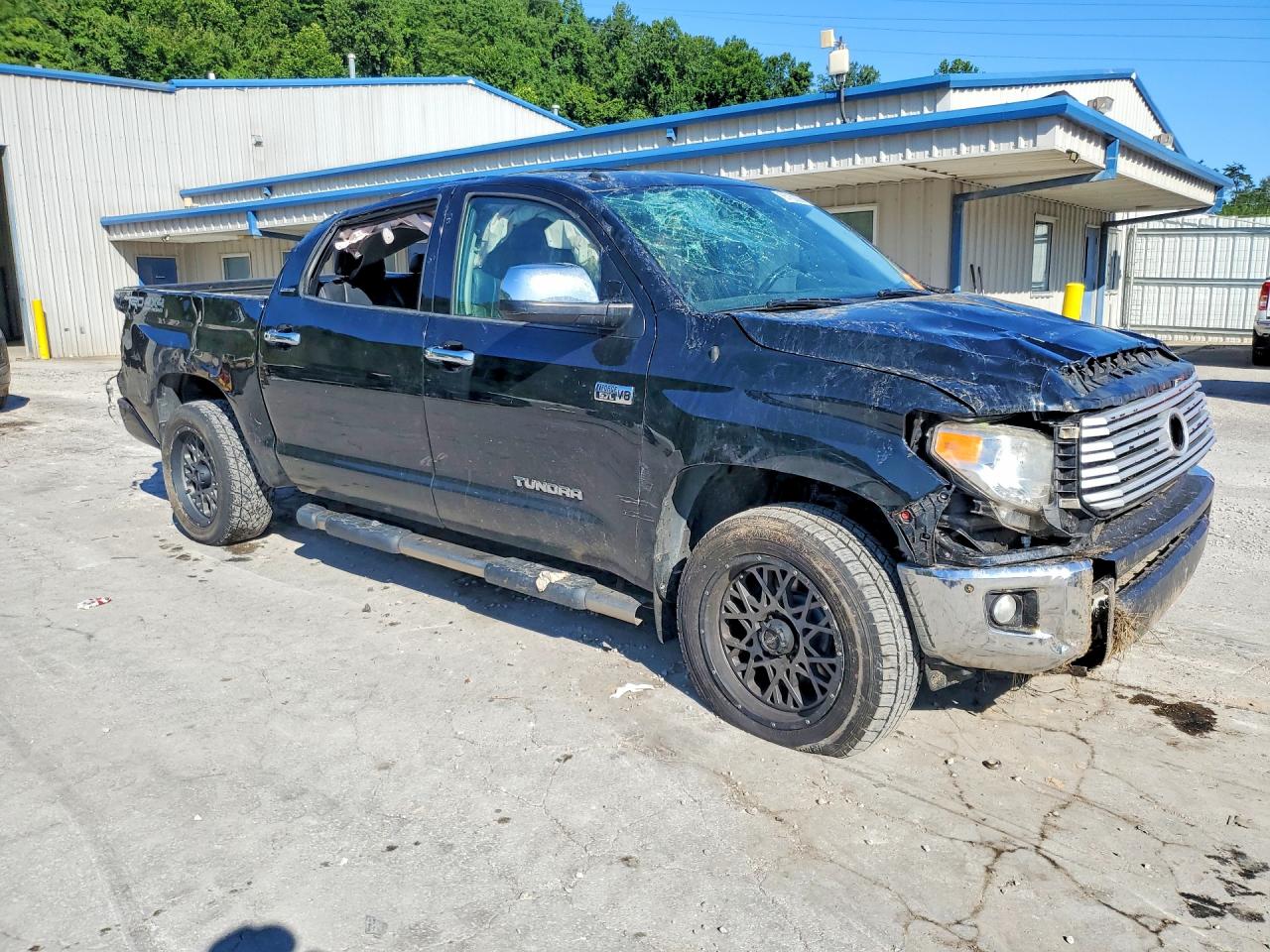 2017 TOYOTA TUNDRA CREWMAX LIMITED — снимка 4