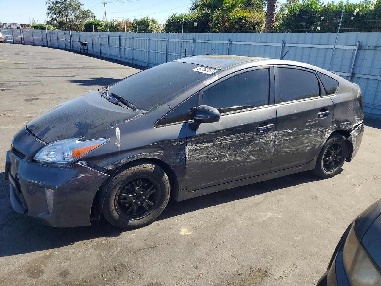 2015 TOYOTA PRIUS TWO