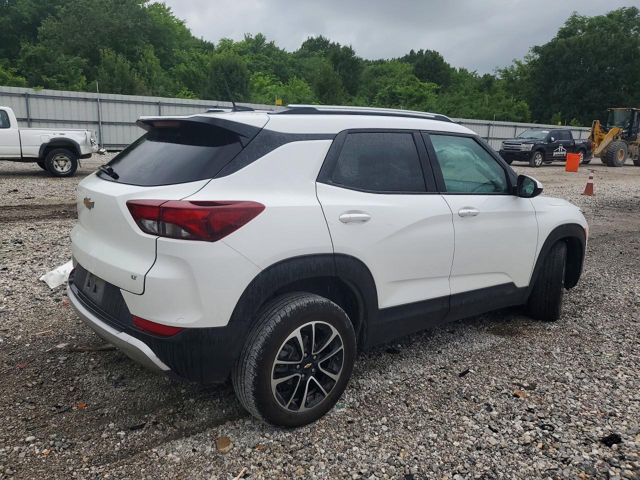 2024 CHEVROLET TRAIL BLAZER 330 — снимка 3