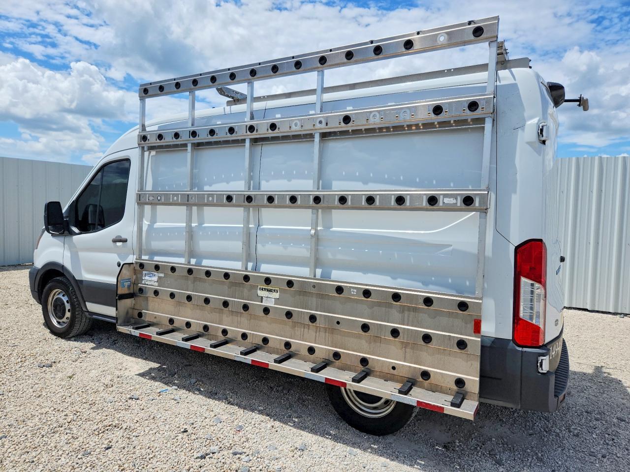 2021 FORD TRANSIT T-250 — снимка 2