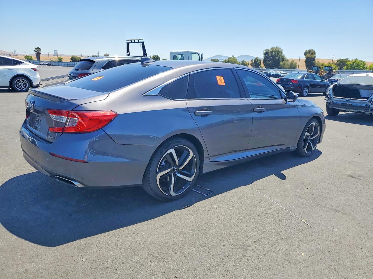 2020 HONDA ACCORD SPORT — снимка 3