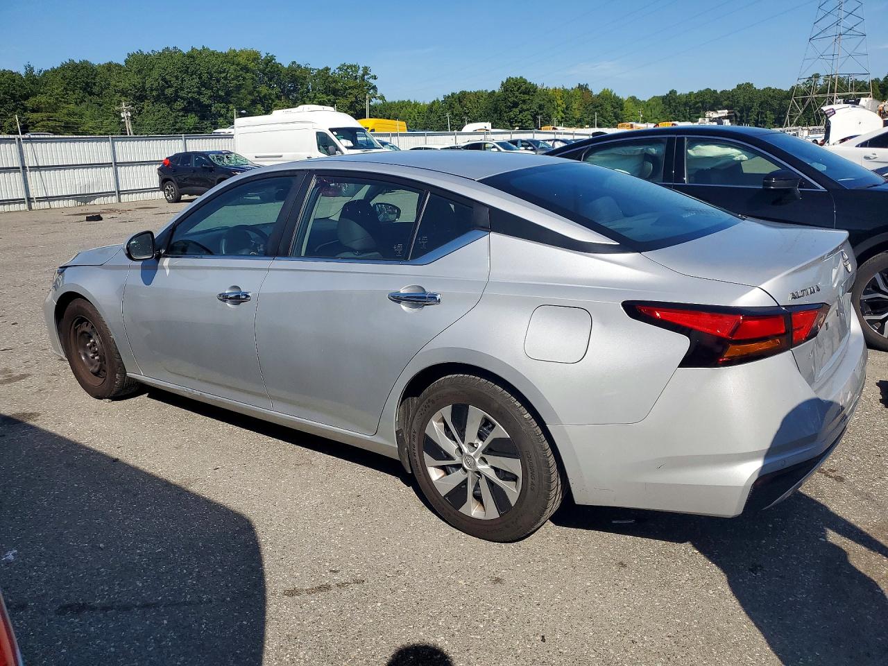 2023 NISSAN ALTIMA S — снимка 2