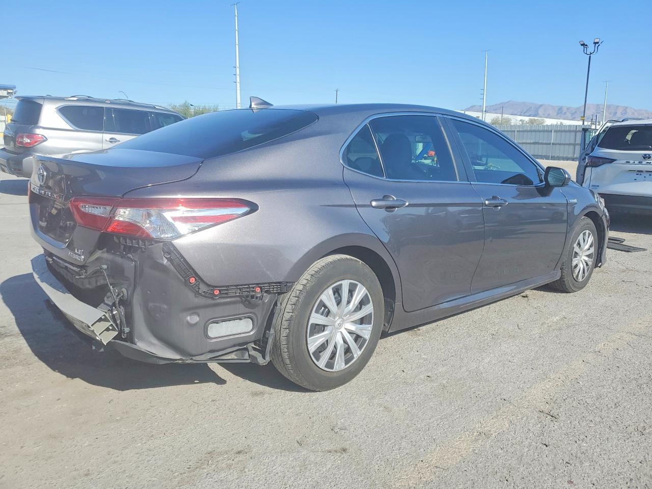 2020 TOYOTA CAMRY LE — снимка 3
