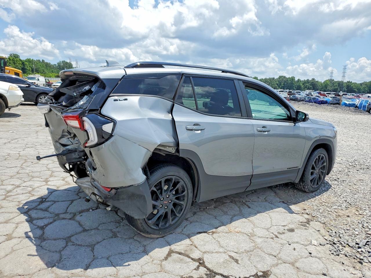 2023 GMC TERRAIN SLE — снимка 3