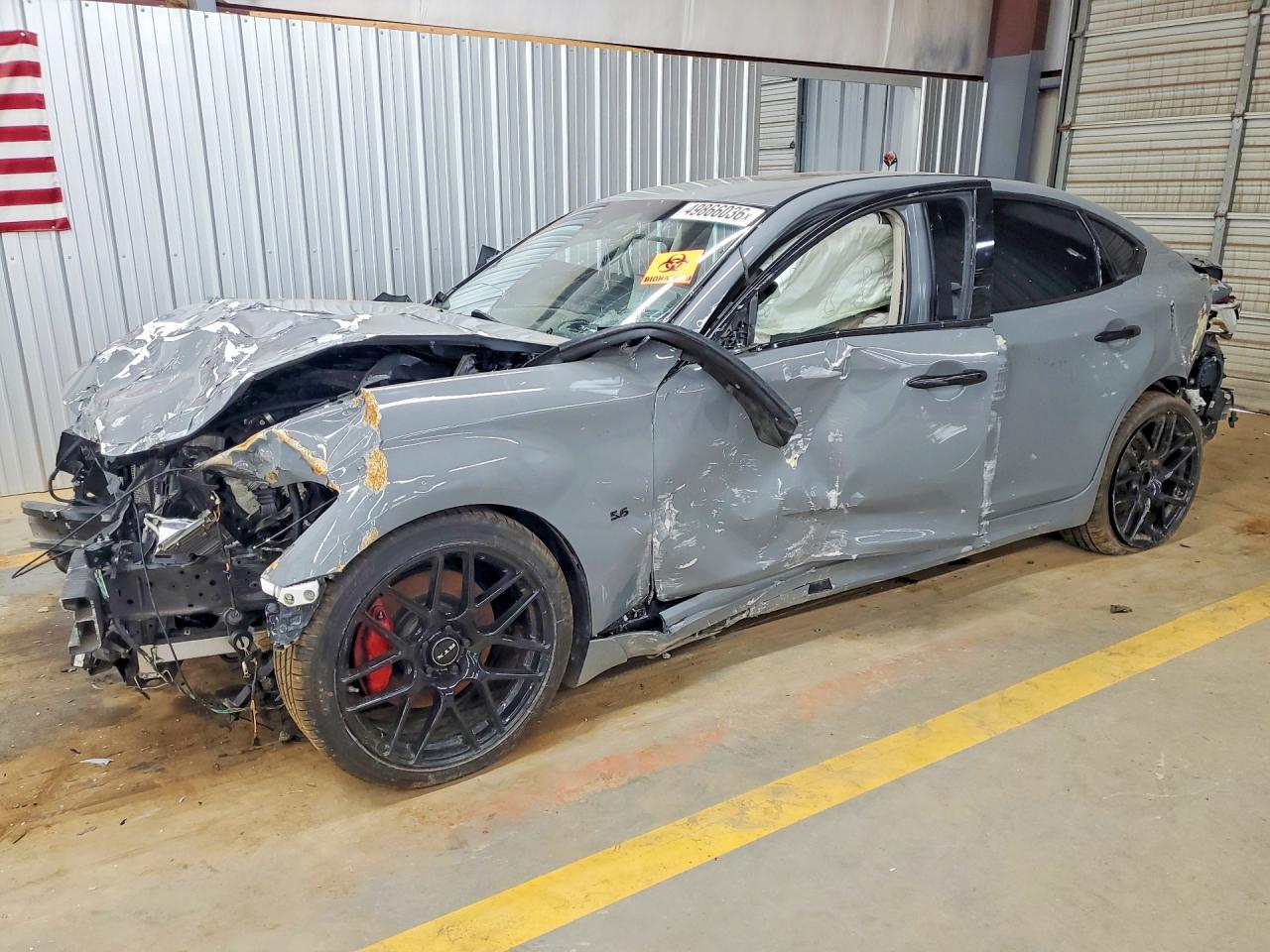 2015 INFINITI Q70L 5.6