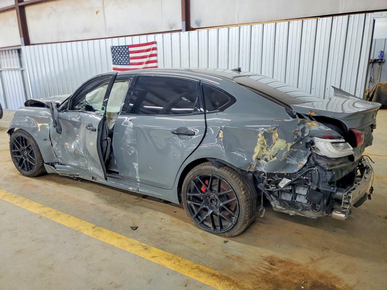 2015 INFINITI Q70L 5.6 — снимка 2