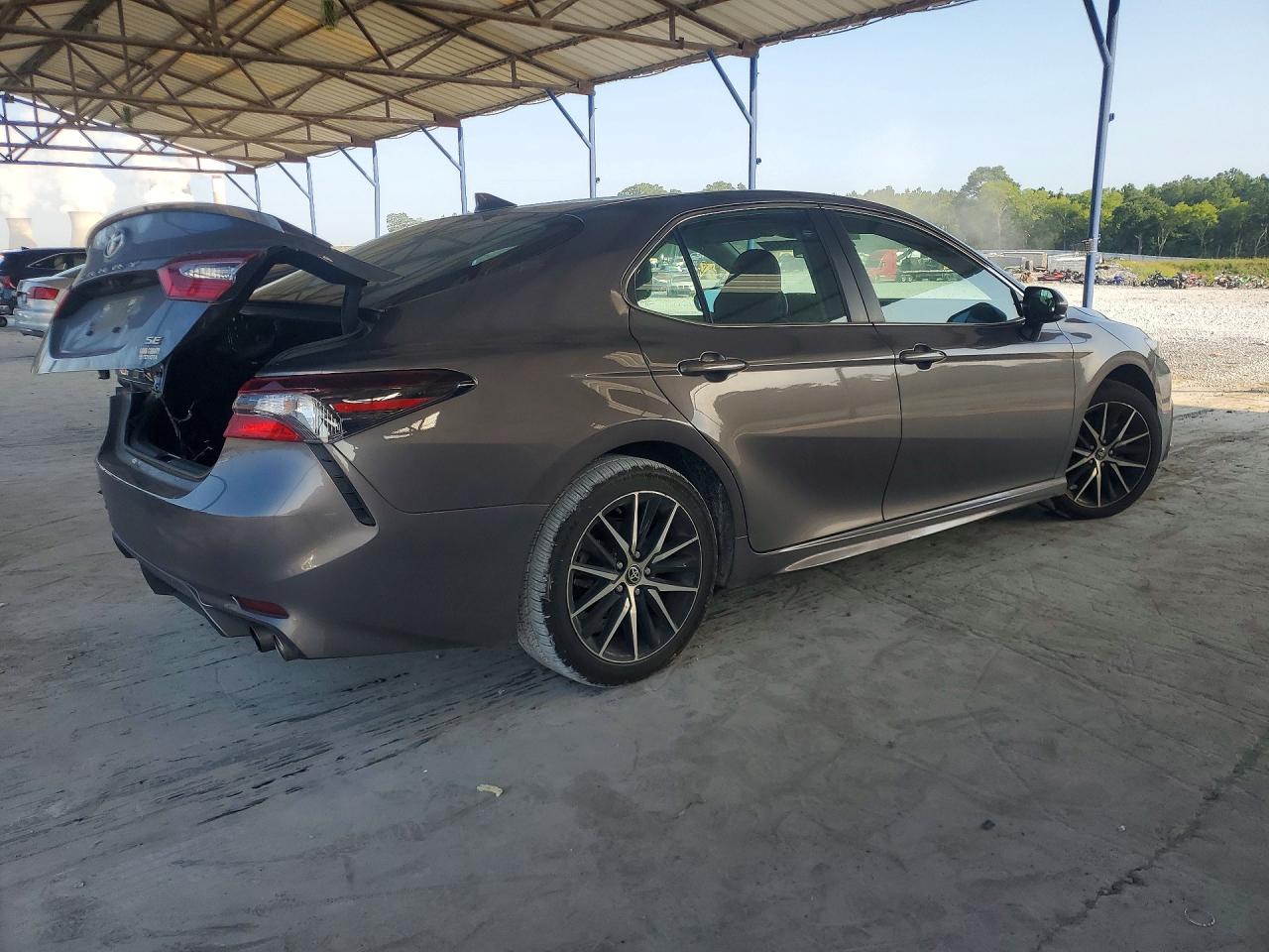 2024 TOYOTA CAMRY SE — снимка 3