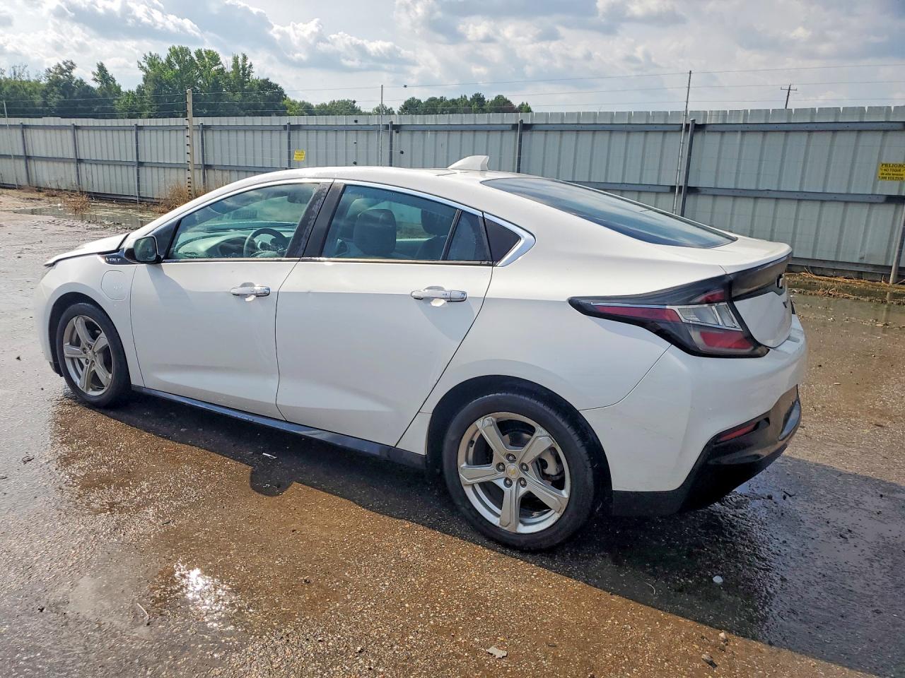 2018 CHEVROLET VOLT LT — снимка 2