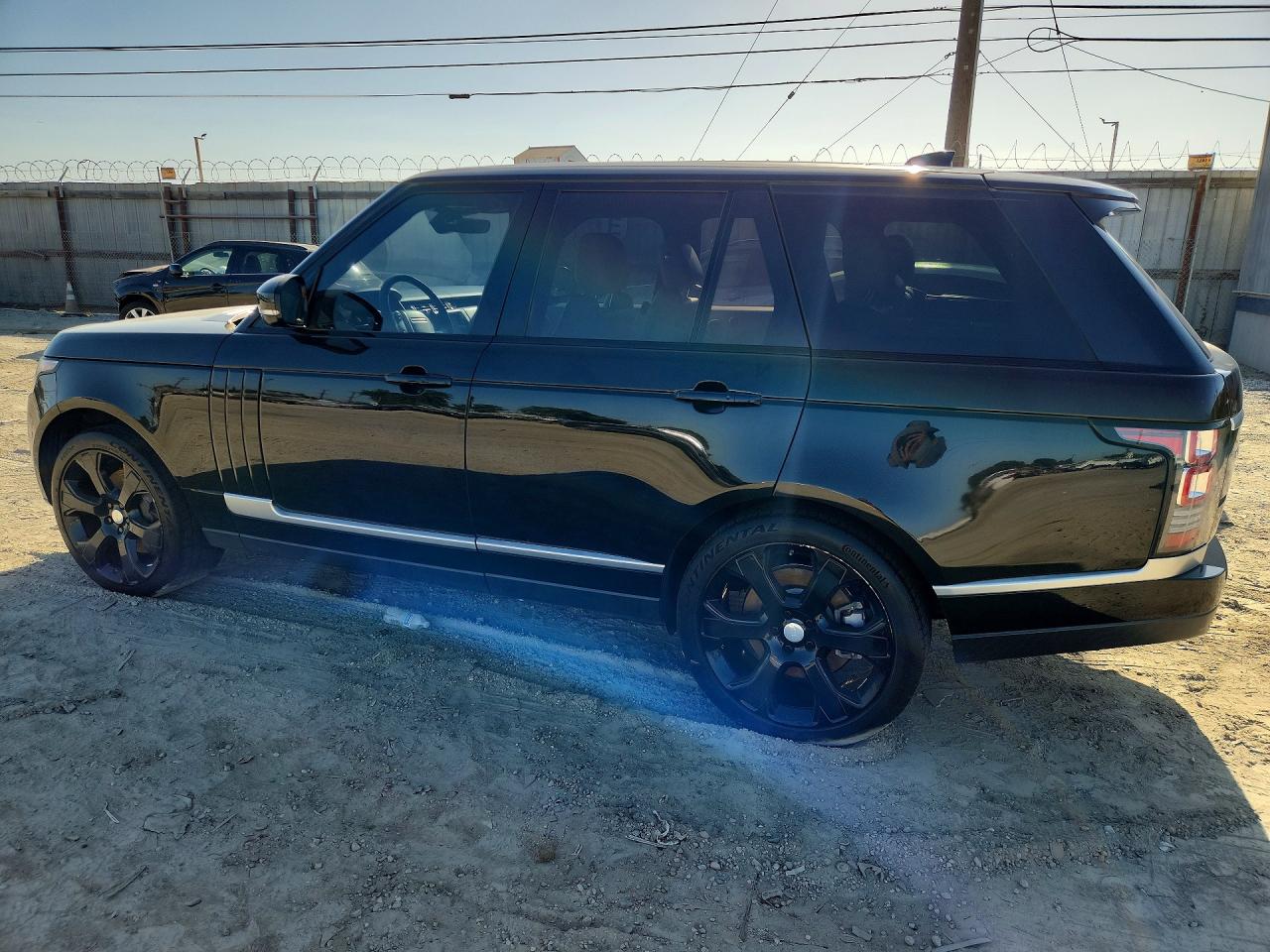 2017 LAND ROVER RANGE ROVER SUPERCHARGED — снимка 2