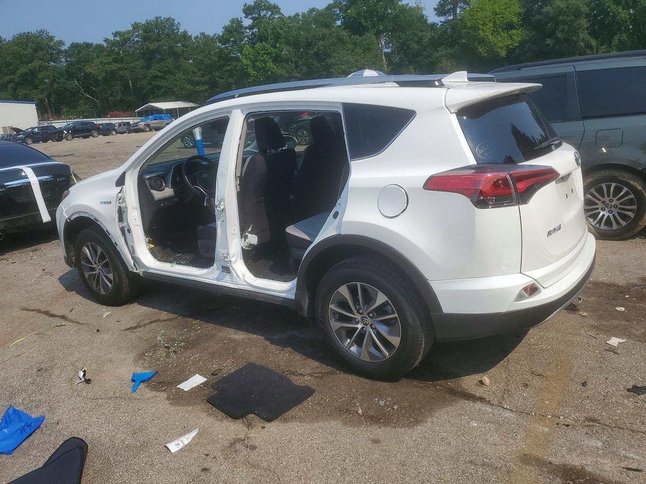 2018 TOYOTA RAV4 HYBRID XLE — снимка 2