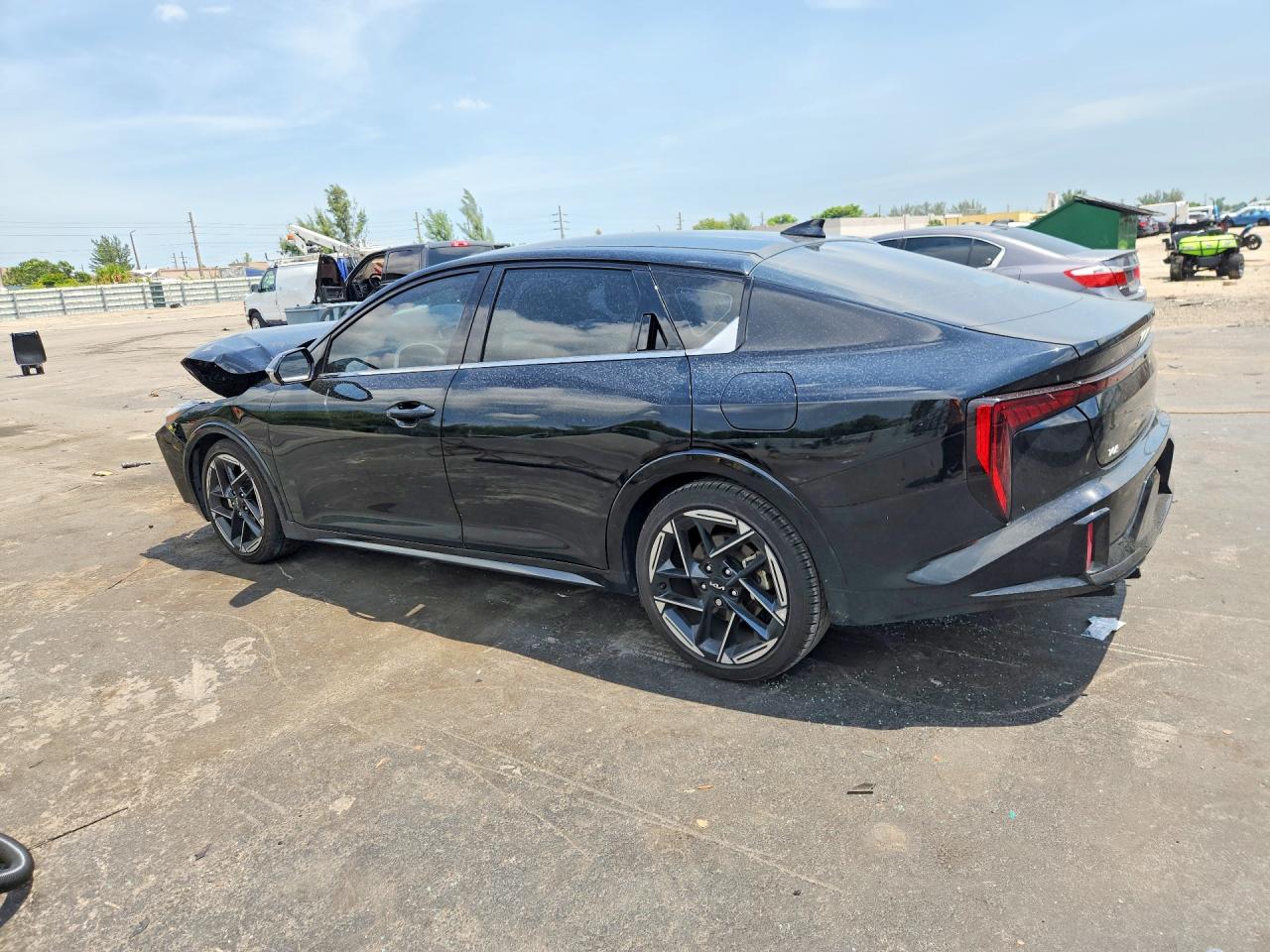 2025 KIA K4 GT LINE — снимка 2