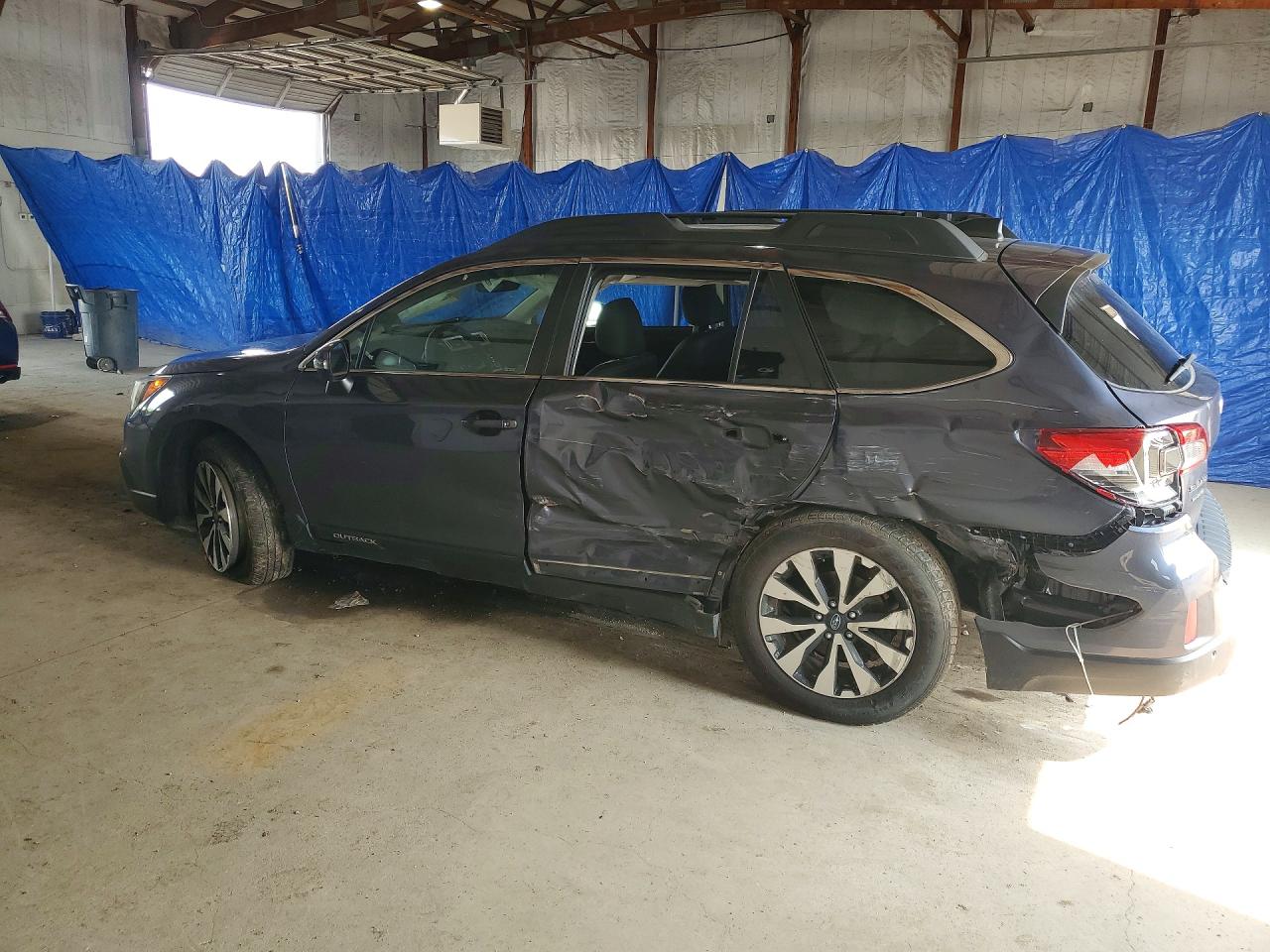 2017 SUBARU OUTBACK 2.5I LIMITED — снимка 2