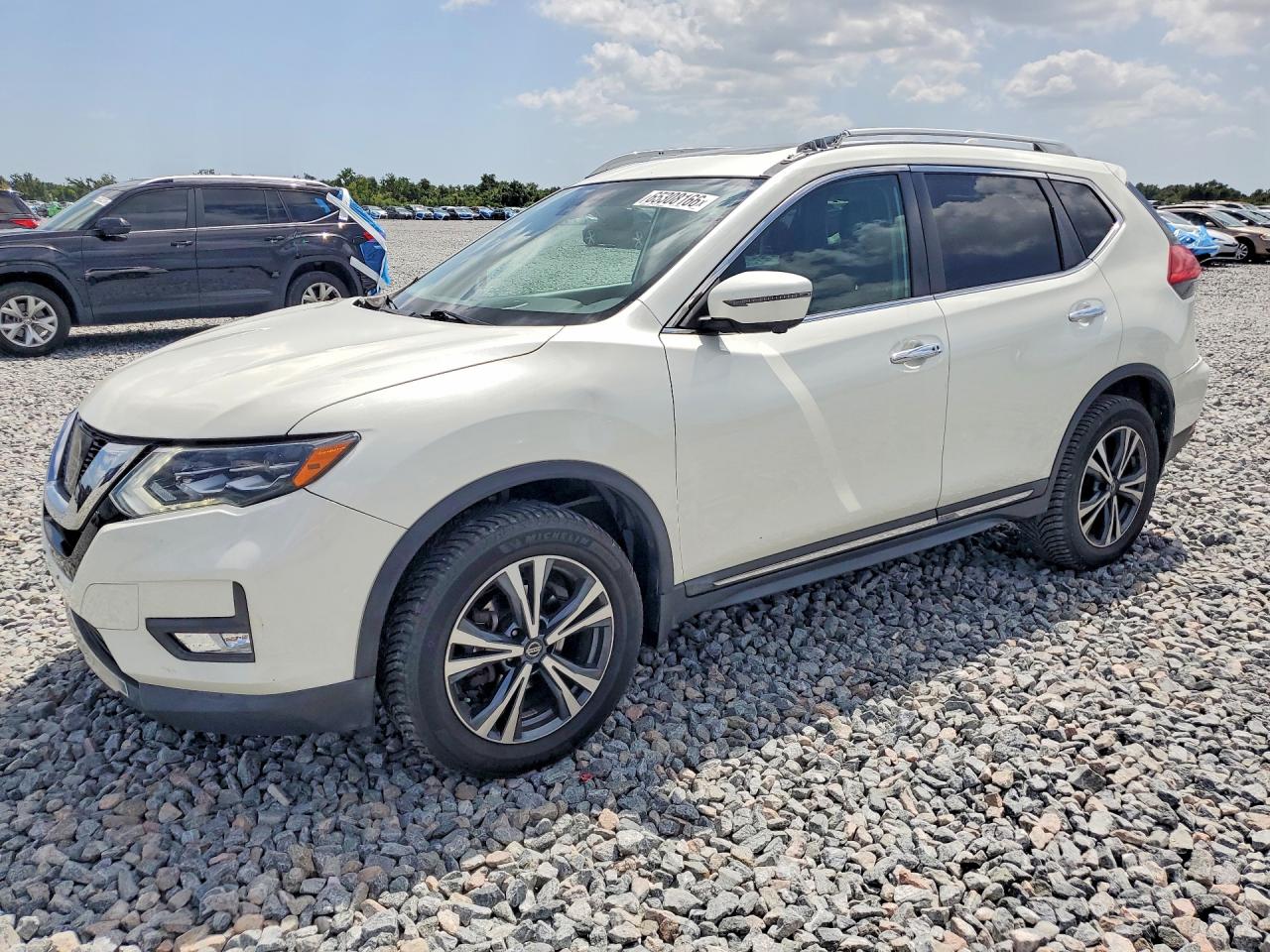 2017 NISSAN ROGUE SL
