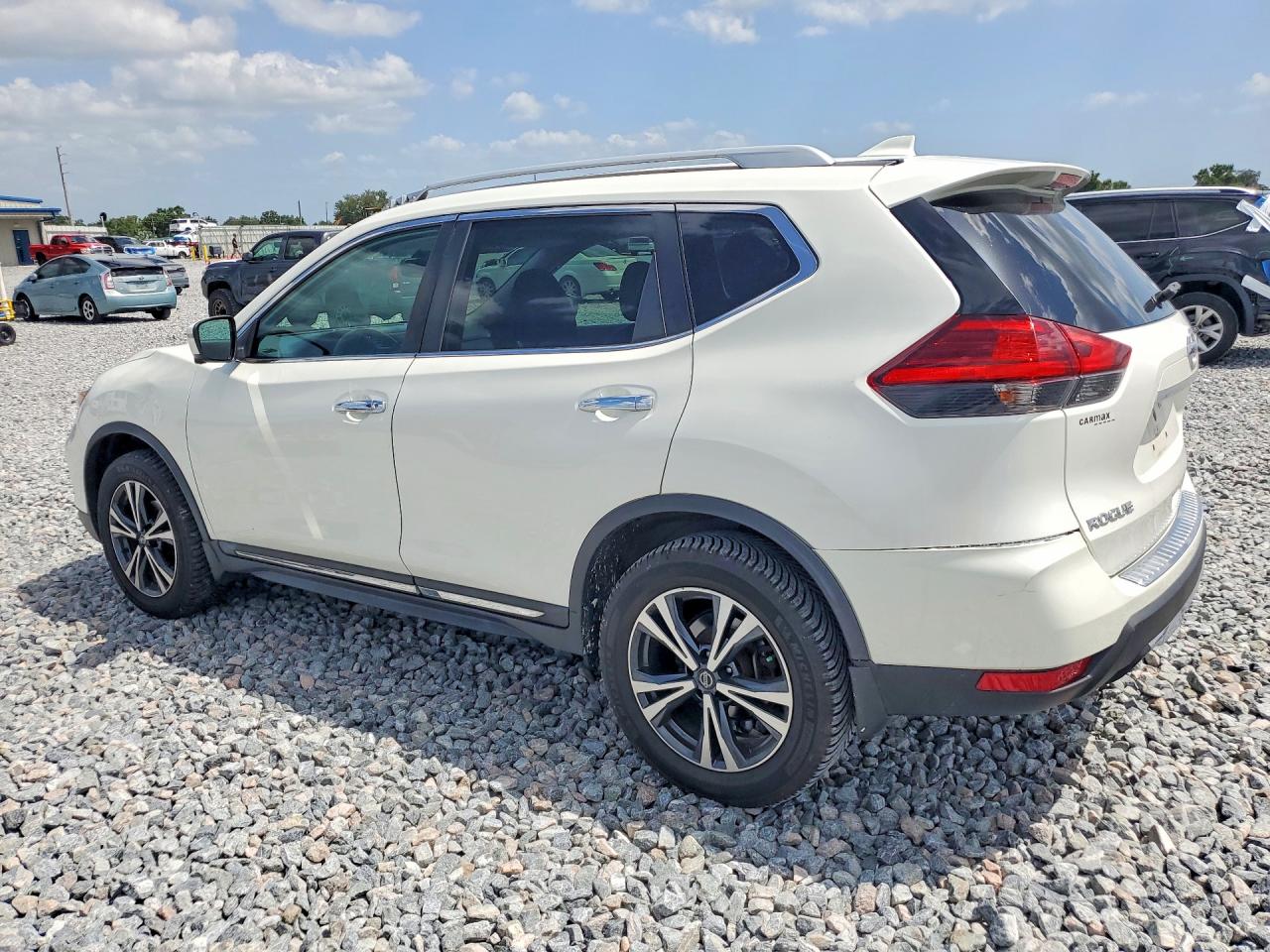 2017 NISSAN ROGUE SL — снимка 2
