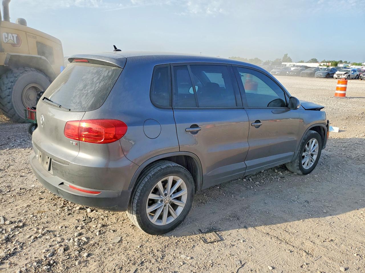 2017 VOLKSWAGEN TIGUAN S — снимка 3