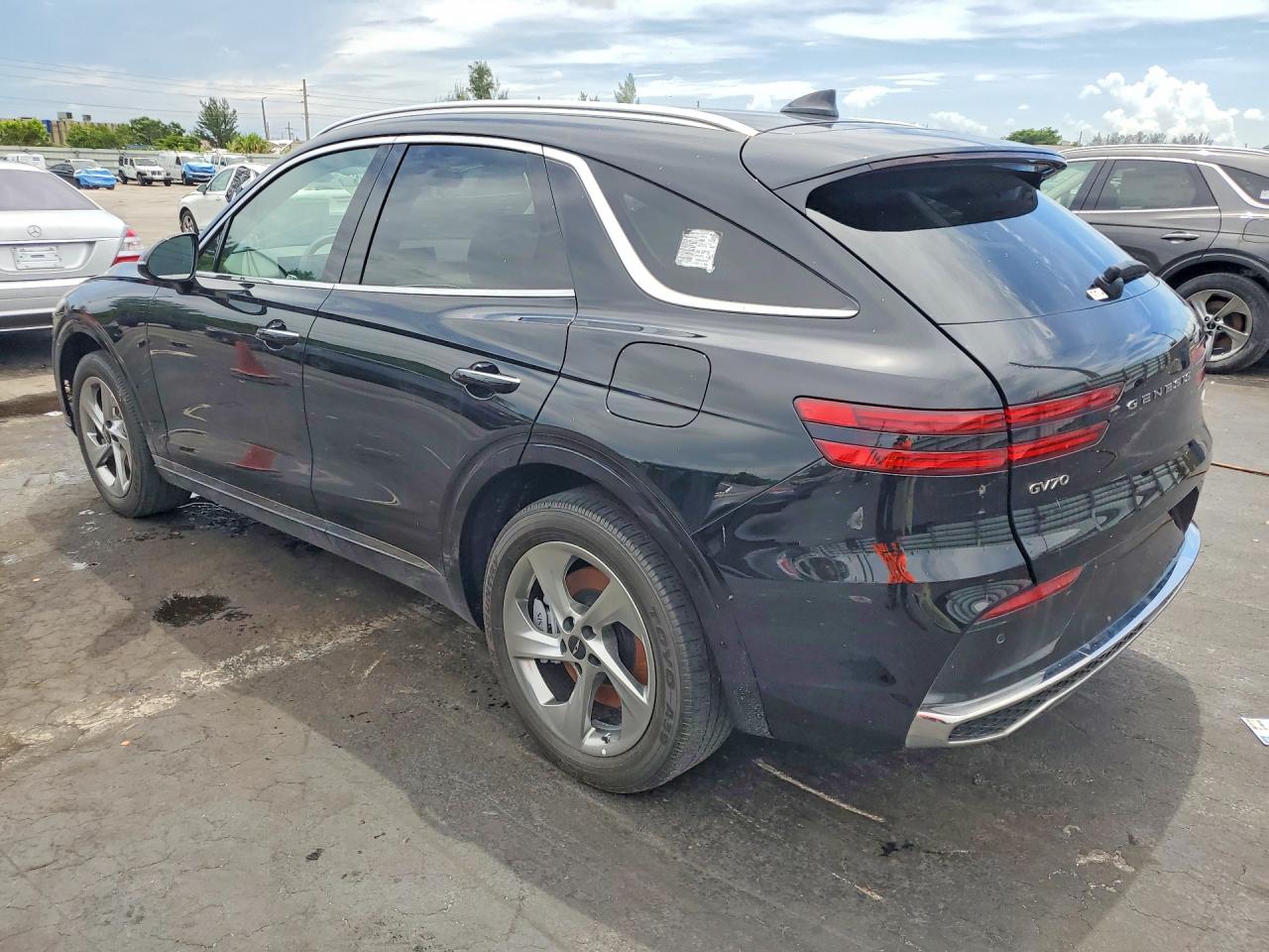 2026 GENESIS GV70 2.5T STANDARD — снимка 2