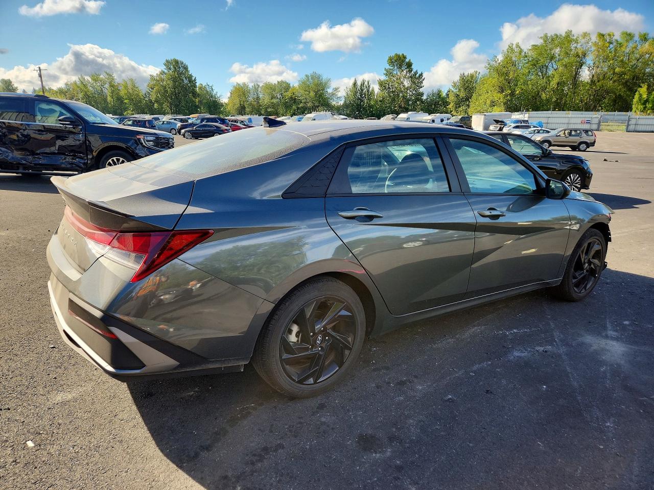 2026 HYUNDAI ELANTRA SEL SPORT — снимка 3