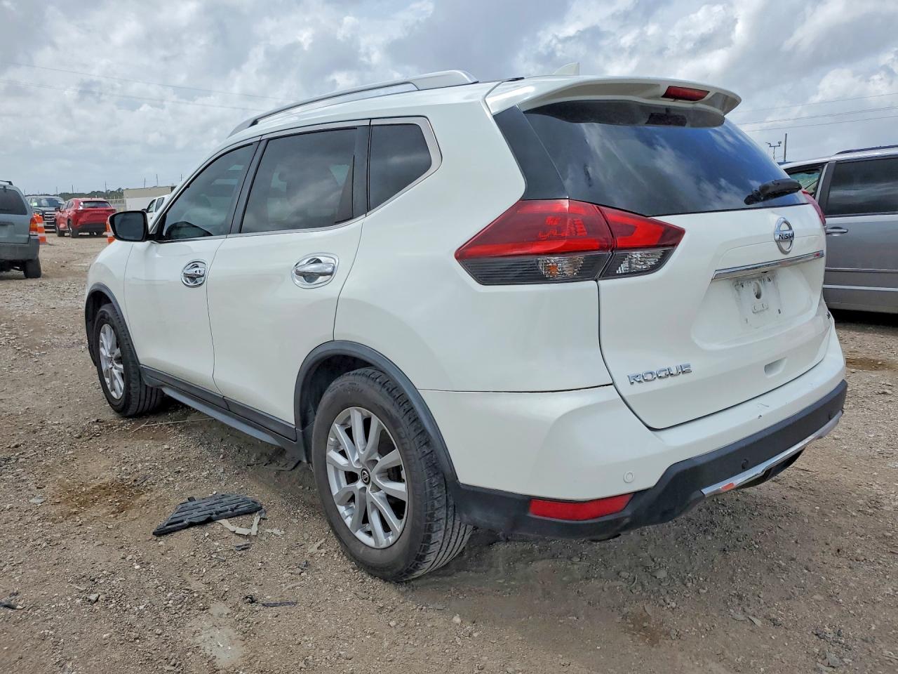 2019 NISSAN ROGUE SV — снимка 2