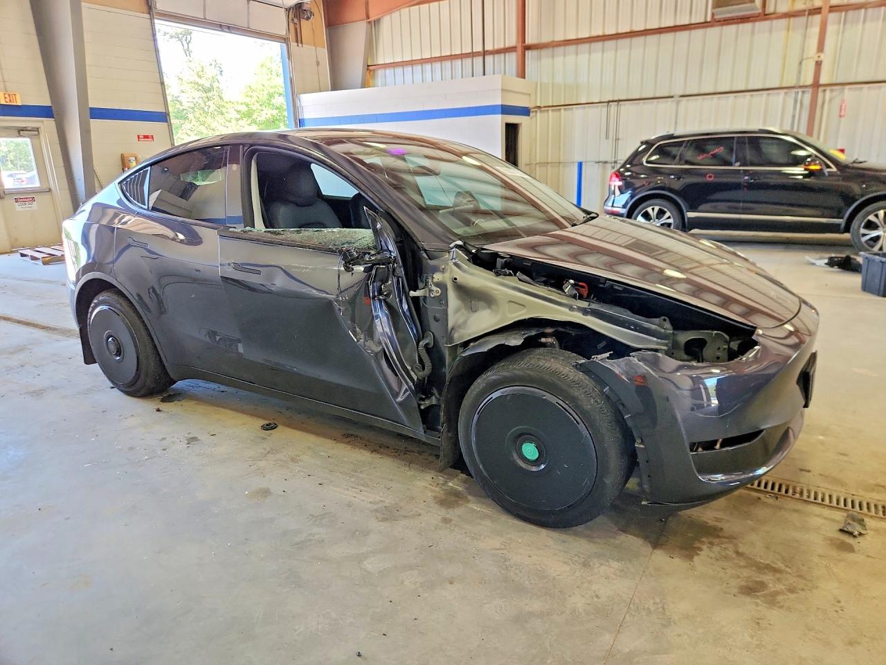 2024 TESLA MODEL Y — снимка 4