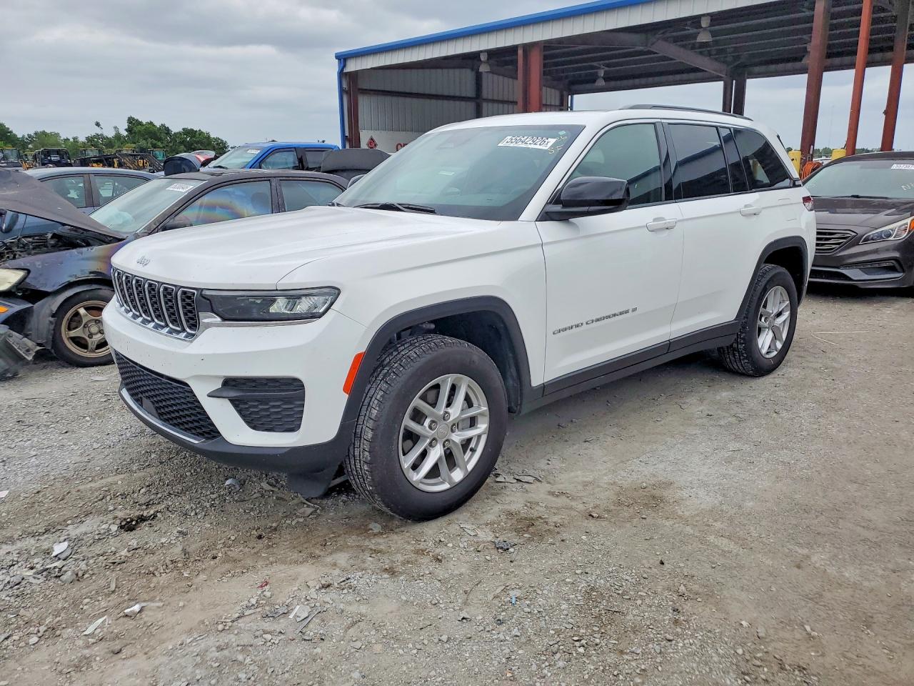 2024 JEEP GRAND CHEROKEE LAREDO