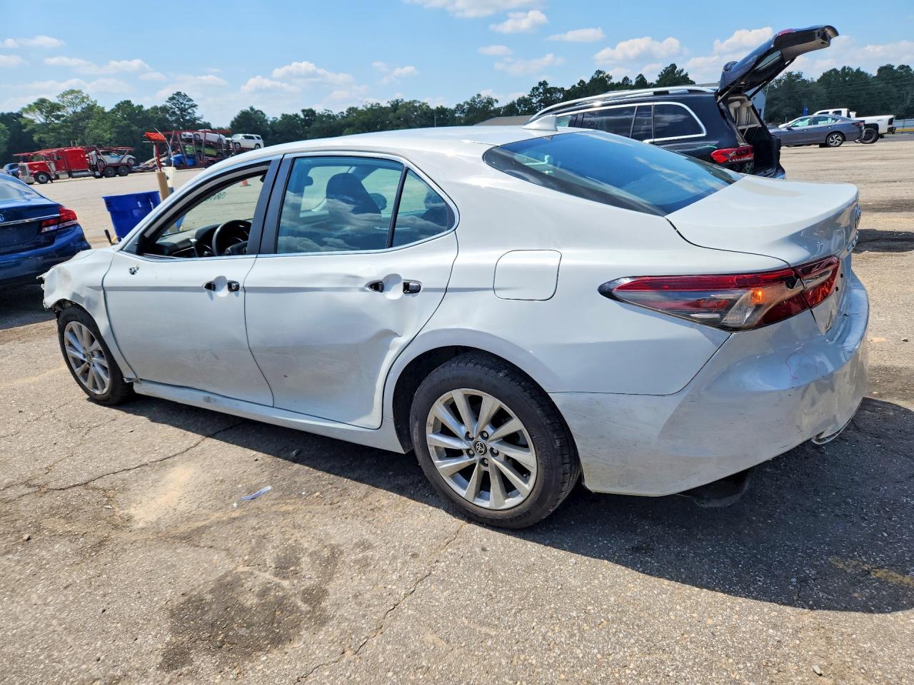 2023 TOYOTA CAMRY LE — снимка 2